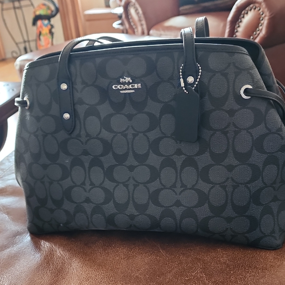 Coach Black and Gray Signature Shoulder Bag